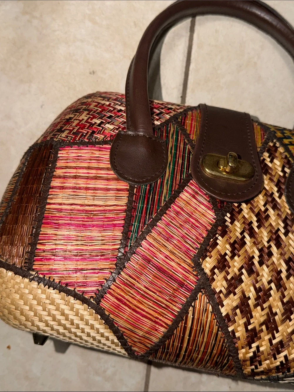 Unbranded multicolored straw
